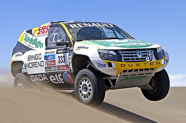 Renault-Duster-with-306-hp-V6-engine-prepared-for-2013-Dakar-Rally