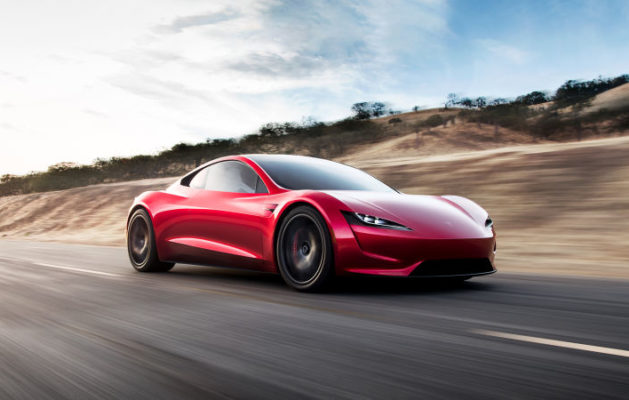 Tesla roadster (0-100 in 1.9 secondi)